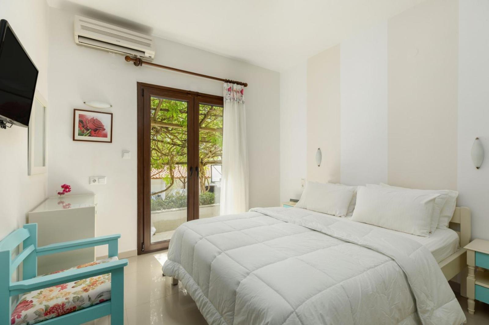 Theoxenia Apartments Ormos Panagias Extérieur photo